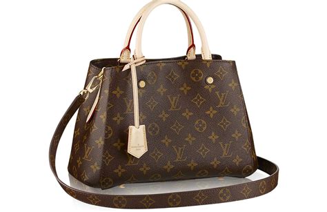 Come pulire i manici di una borsa Louis Vuitton 